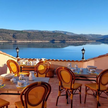 Chambres D'Hotes Les Fenieres Сент-Круа-дю-Вердон Екстер'єр фото